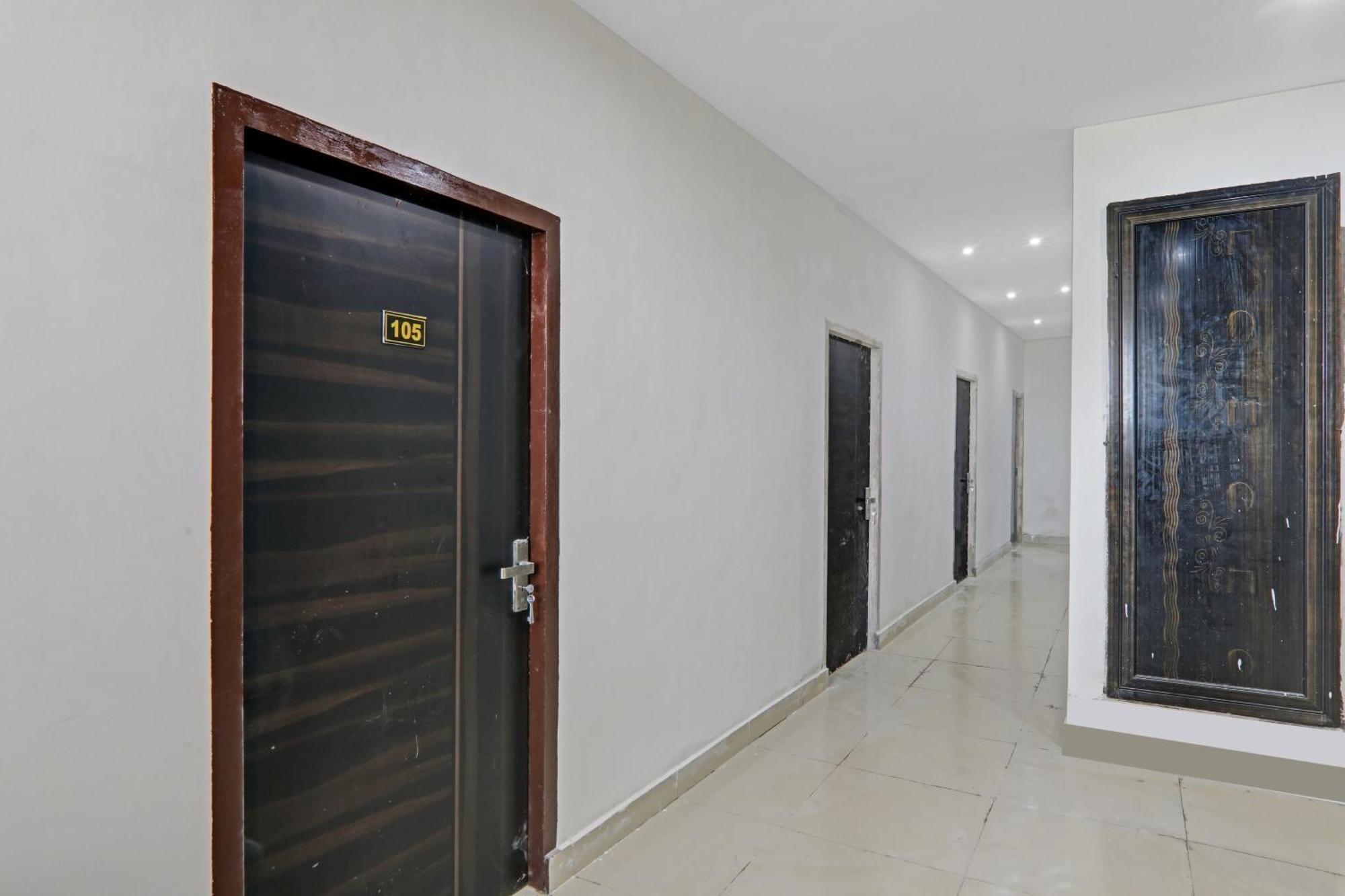 Hotel O Rudra Palace Near Phoenix United Lucknow Exterior foto
